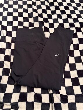 Black High-Rise Fabletics Active Leggings - Size Large